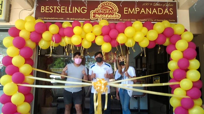 in photo: Ribbon cutting ceremony of Dingras Empananda.