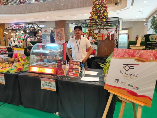 Dingras Food House's KALAKAL Cavite stall.