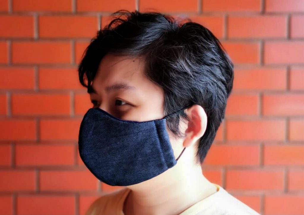 Mori Notes cloth mask when worn.