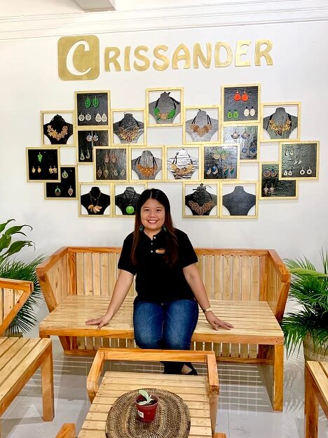 Region7 - Crissander-Enterprises-Owner-Crispina-Singh