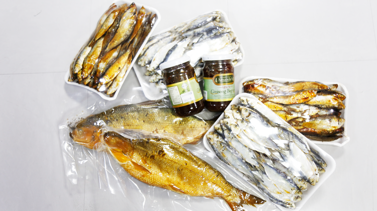 Amanda’s Marine Products, including dried fish or tuyo, smoked fish or tinapa, and sautéed shrimp paste or ginisang bagoong alamang