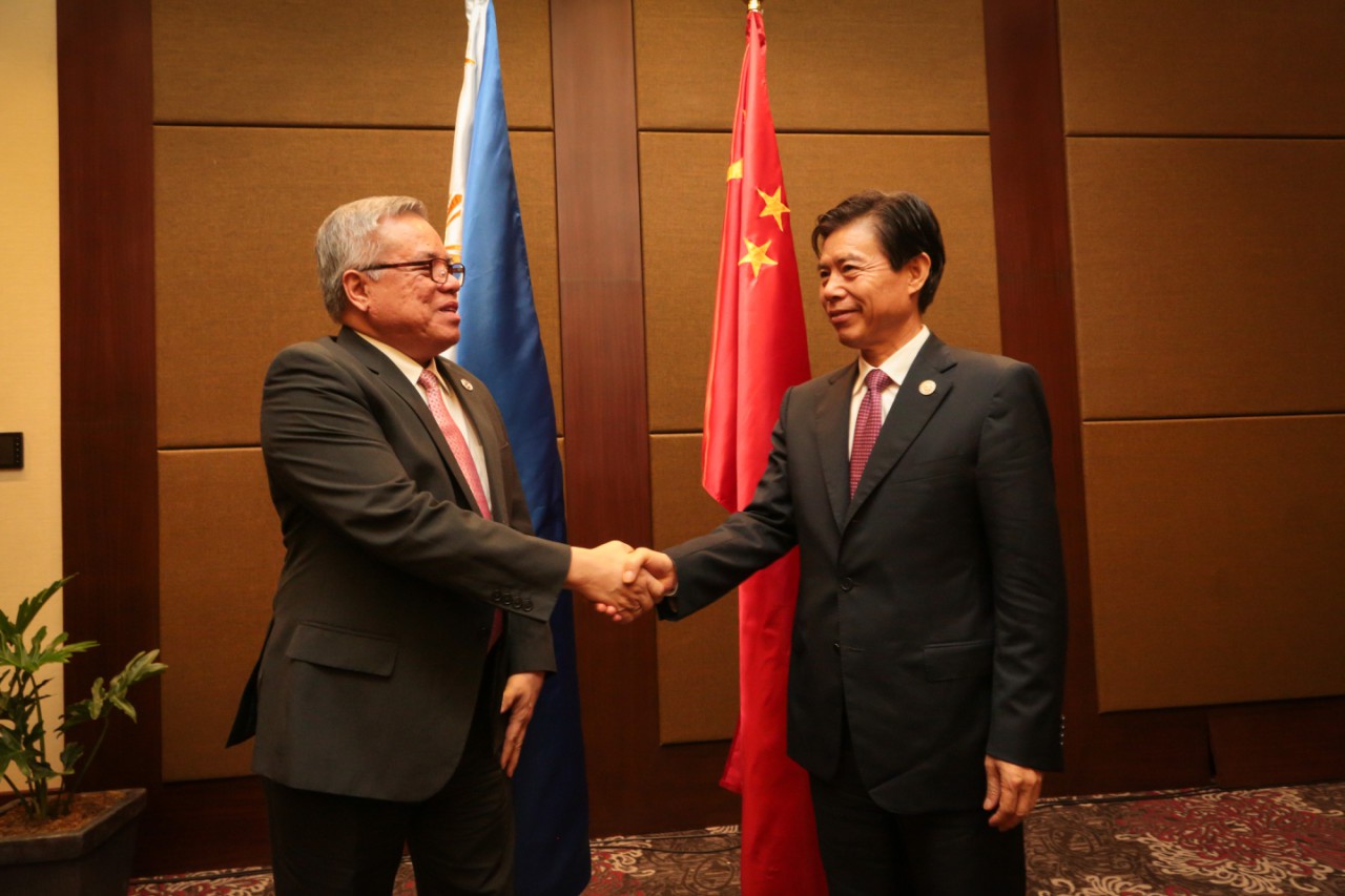 DTI Sec Ramon Lopez with Zhong Shan from China