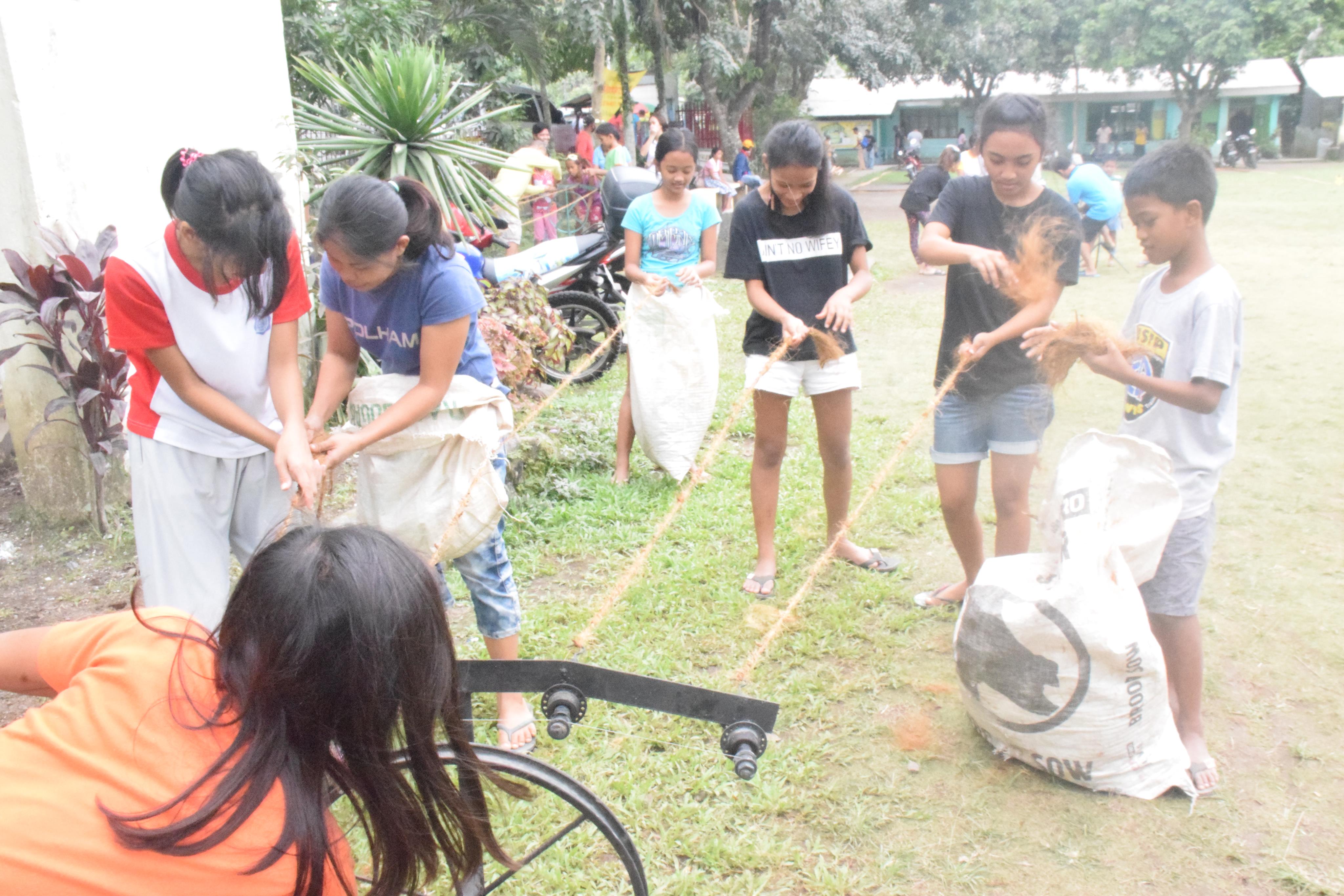 DTI livelihood for Mayon evacuees 1