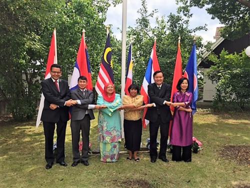 Celebration of ASEAN 50 in Sweden (Lao PDR Embassy Residence in Sweden: August 2017)